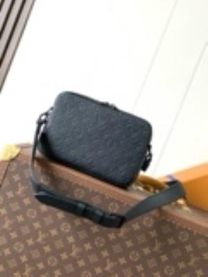 wholesale quality steamer messenger bag m23742